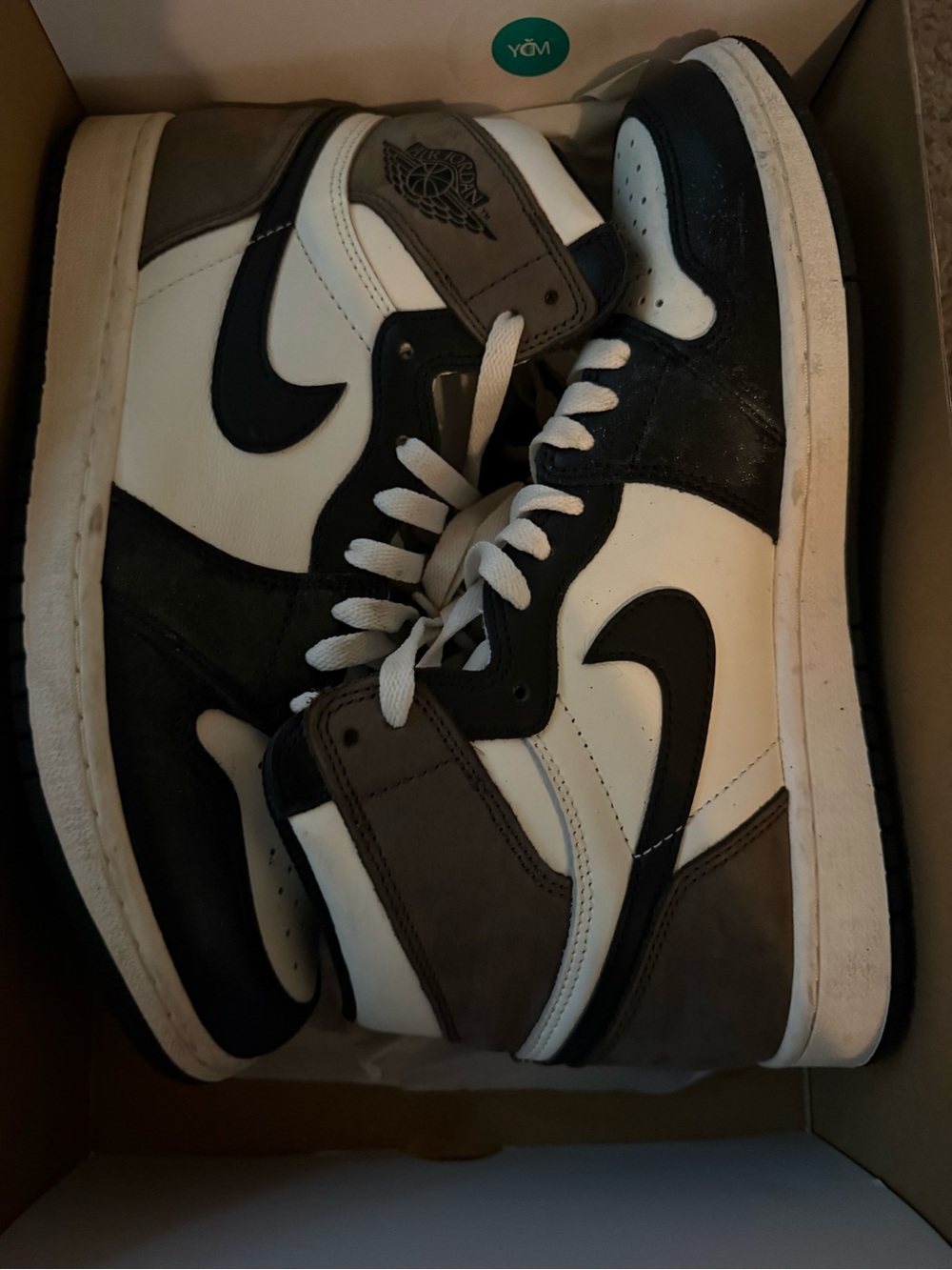 Nike Air Jordan 1 High OG - Mocha